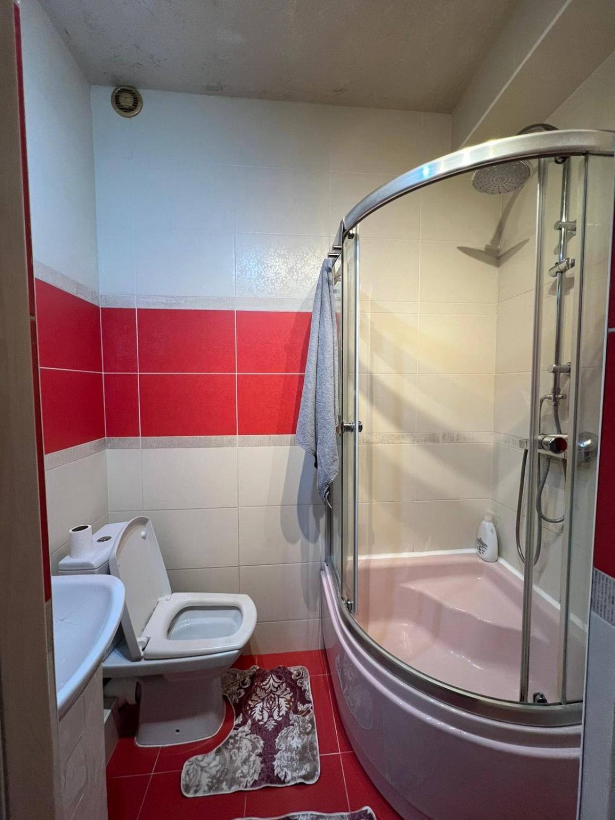 Gold Rose Apartament Chisinau Eksteriør bilde